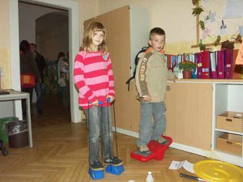 Kinderspiel Auch die Kinder können viel erleben