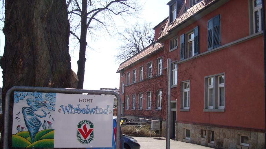 Man sieht den Hort "Wirbelwind".